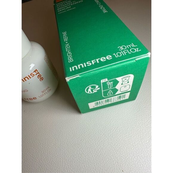 innisfree Green Tea Enzyme Vitamin C Brightening Serum 30ml - Picture 5 of 5
